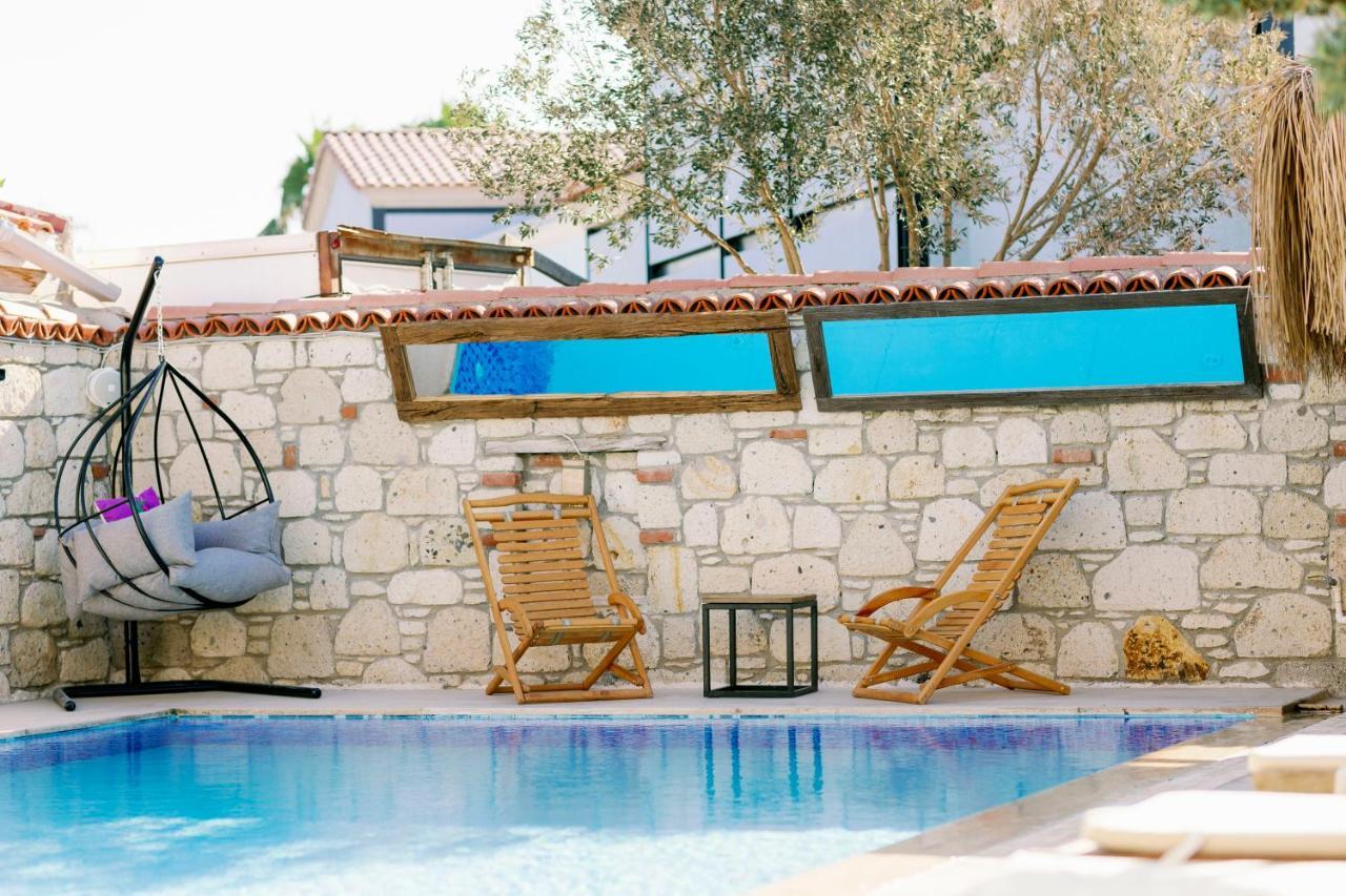 Signature Alacati Hotel Exterior photo