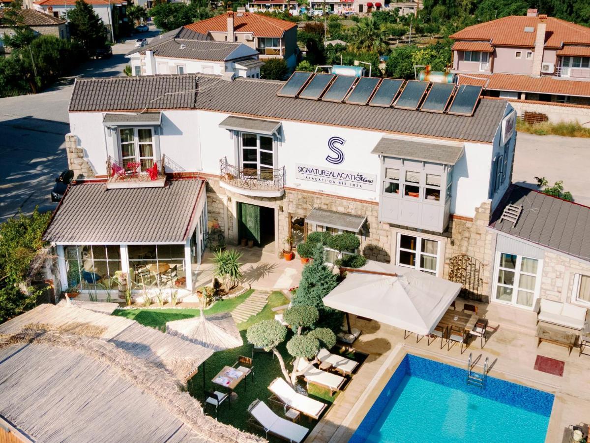 Signature Alacati Hotel Exterior photo